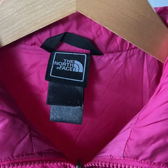 The North Face Pink Lightweight Jacket Womens Medium - Picture 2 of 4